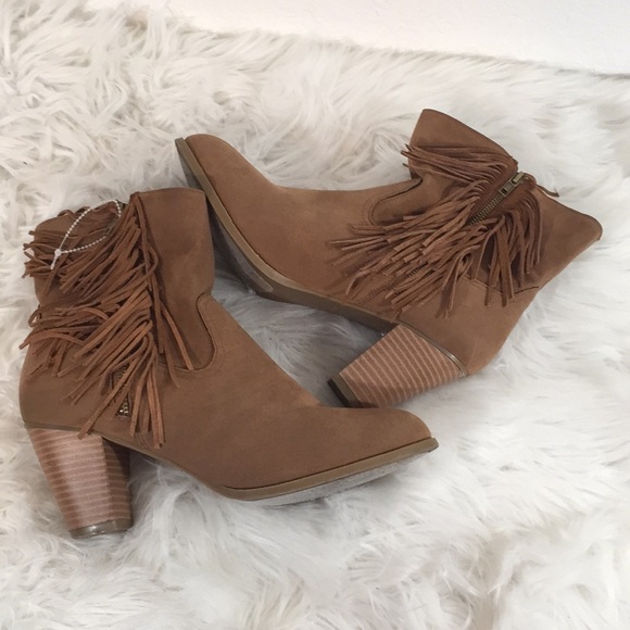 Rampage Frankey Tan 3” Heeled Fringe Ankle Boot 10 - Picture 12 of 15
